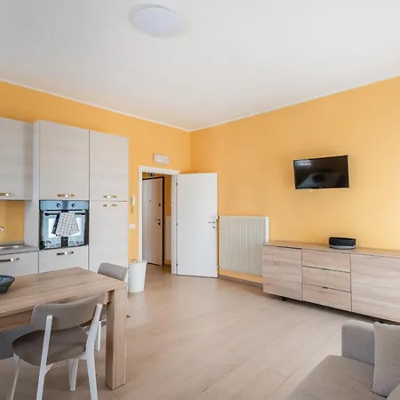 Residenza Noemi Apartment Arco
